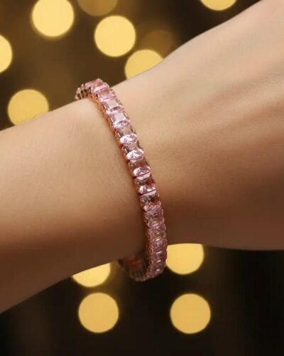 ELEGANT ROSE GOLD BRACELET